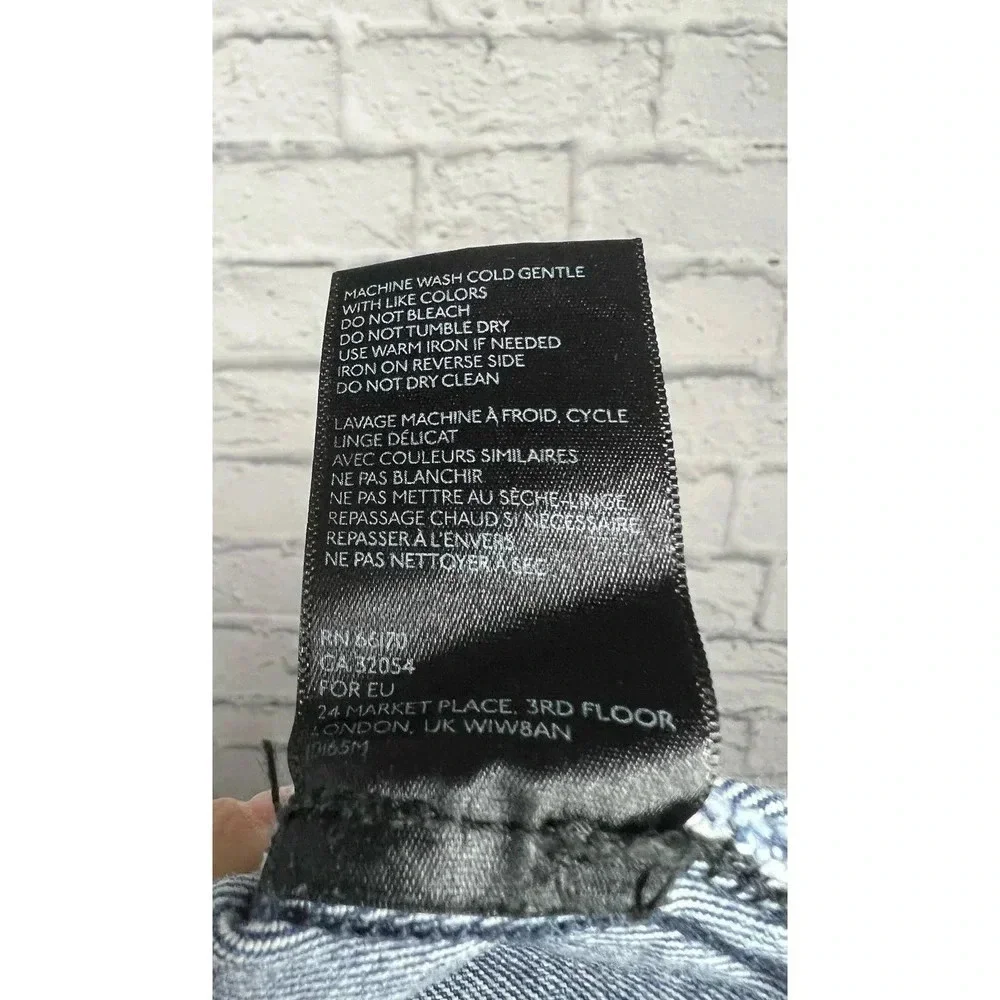 BDG DENIM SKIRT SIZE 2